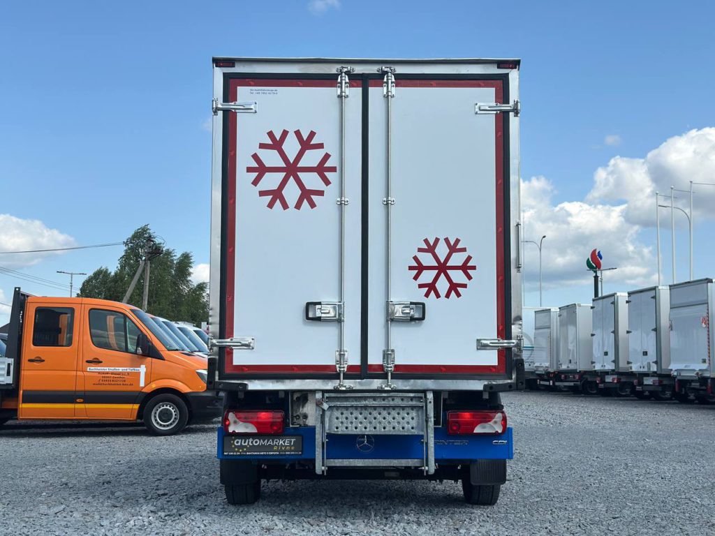Mercedes-Benz Sprinter 2021