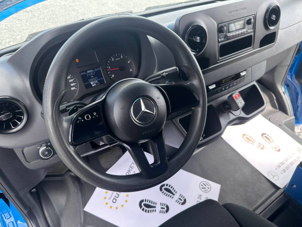Mercedes-Benz Sprinter 2021