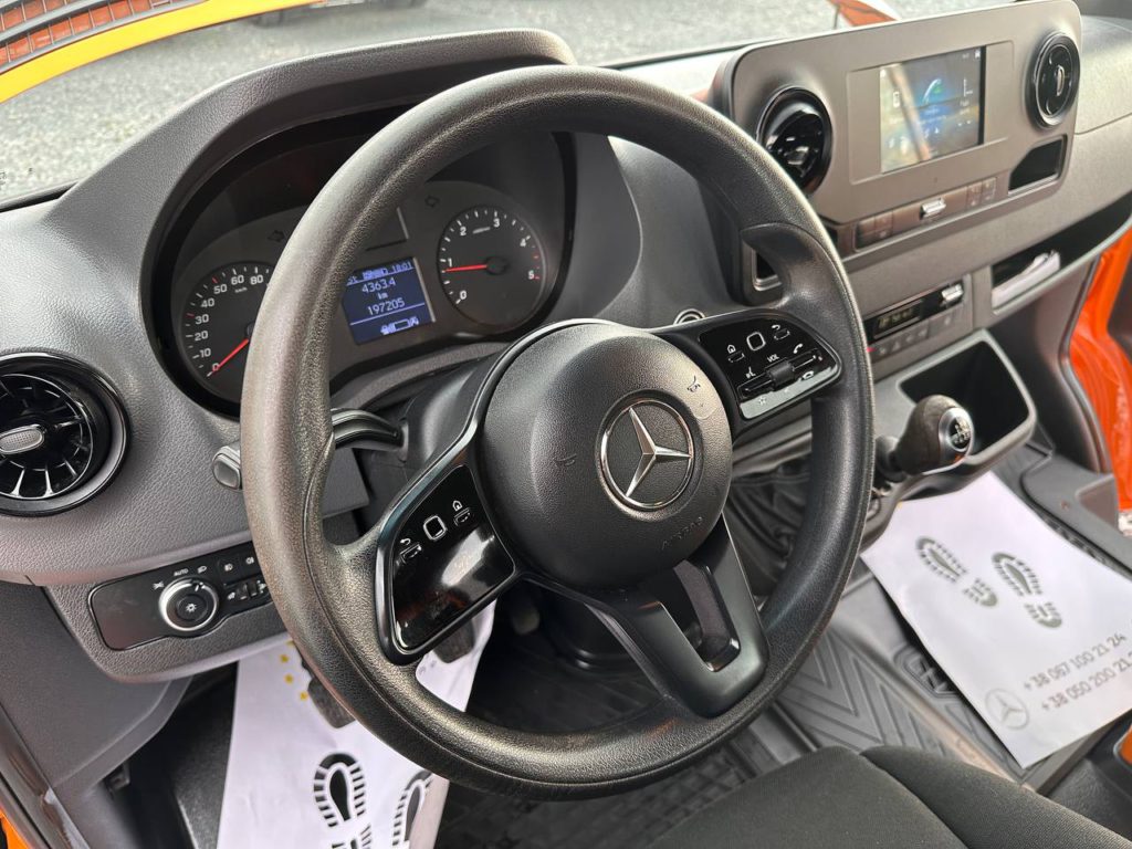 Mercedes-Benz Sprinter 2021