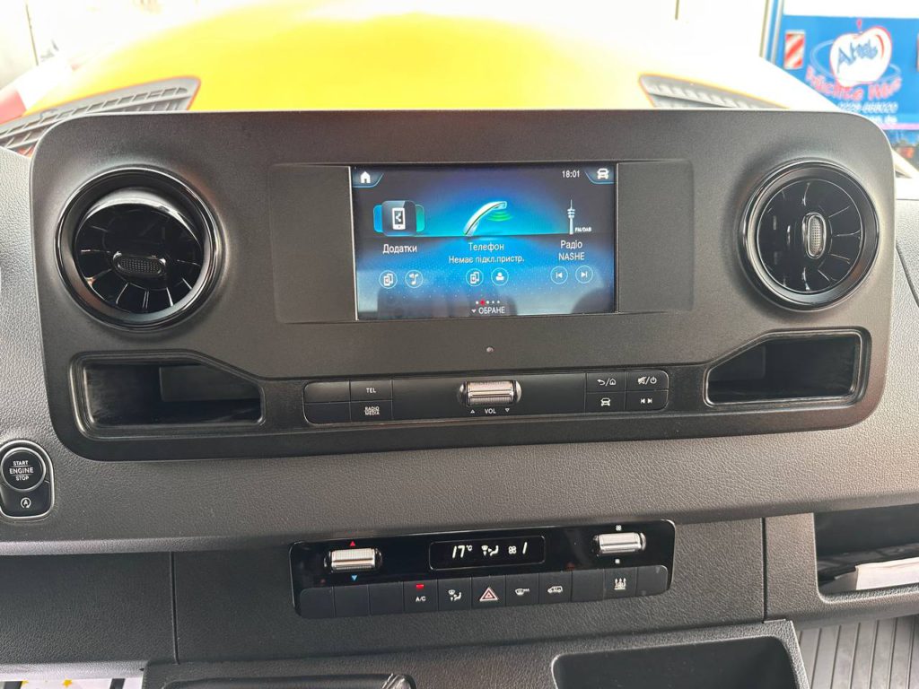 Mercedes-Benz Sprinter 2021