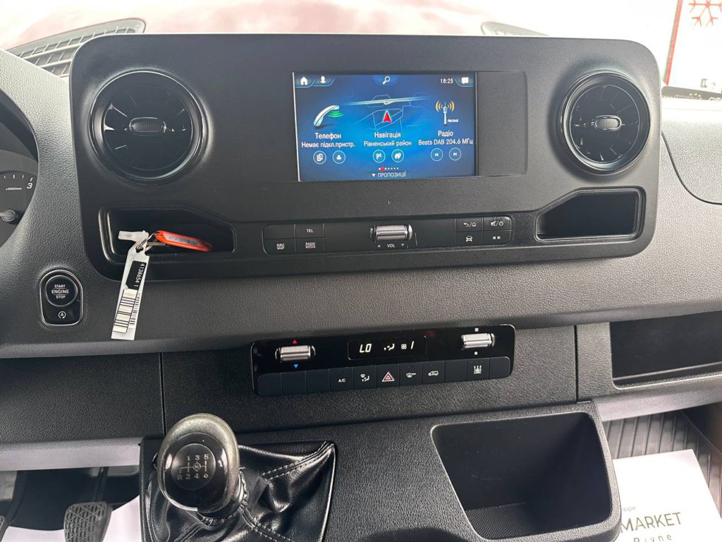 Mercedes-Benz Sprinter 2021