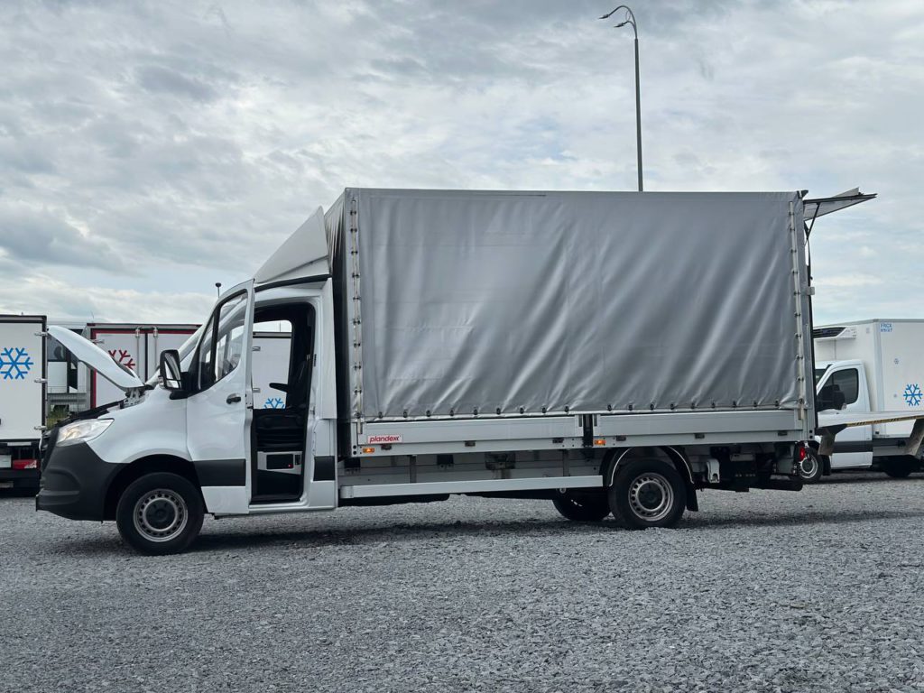 Mercedes-Benz Sprinter 2021