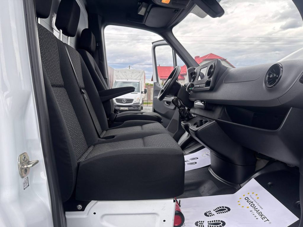 Mercedes-Benz Sprinter 2021