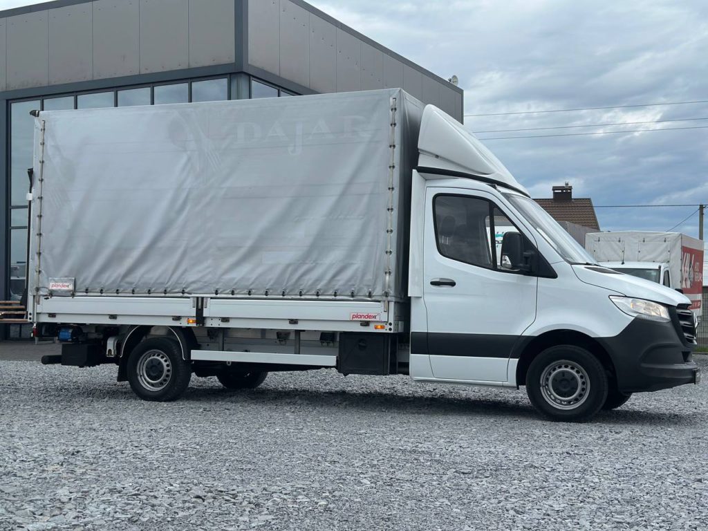 Mercedes-Benz Sprinter 2021