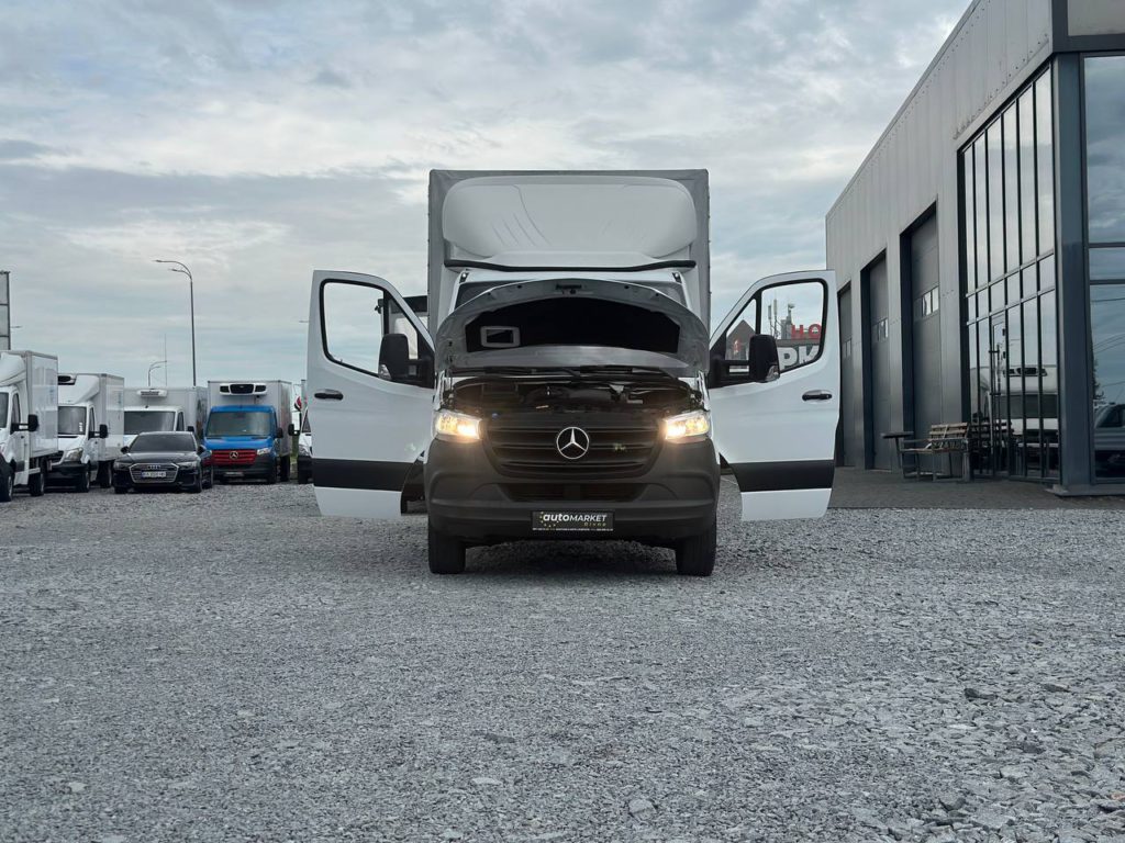 Mercedes-Benz Sprinter 2021