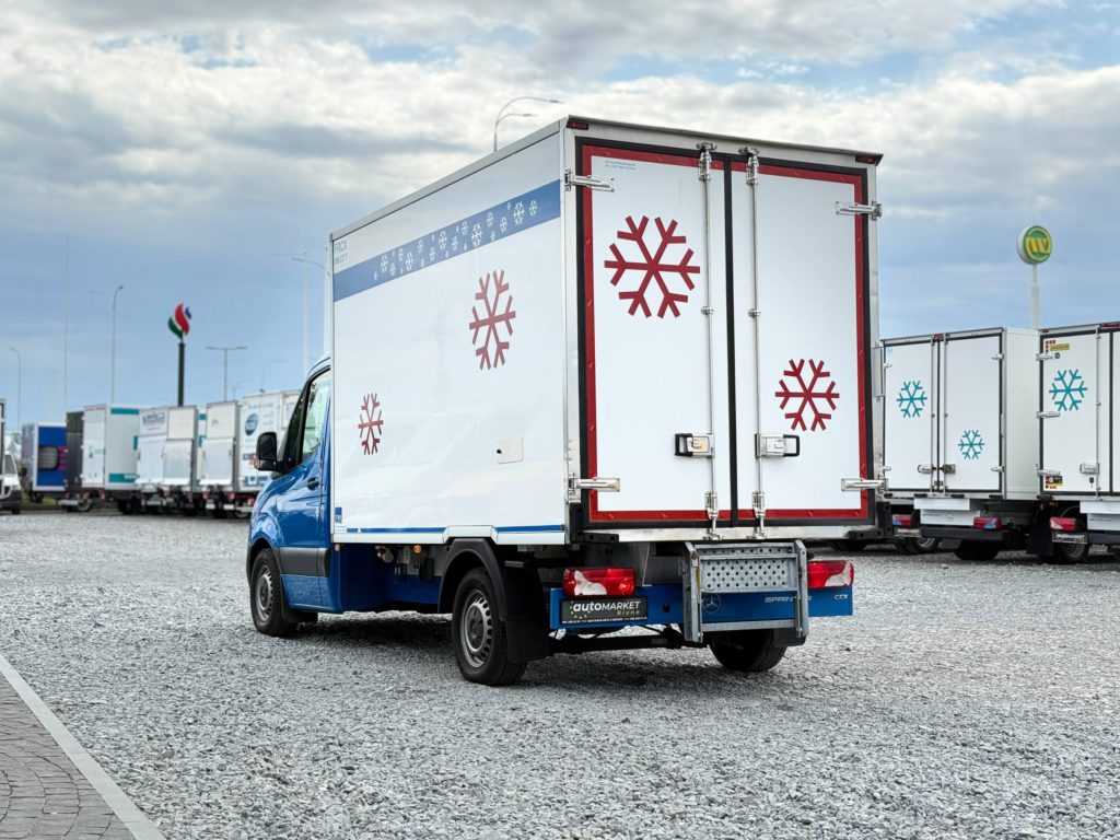 Mercedes-Benz Sprinter 2021