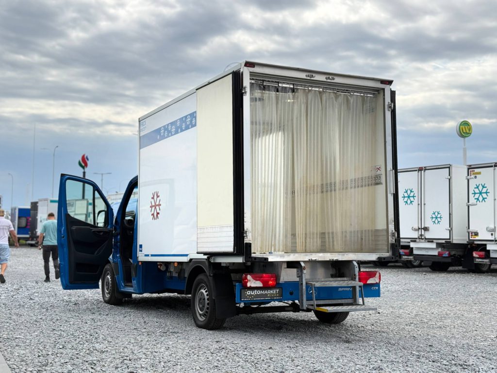Mercedes-Benz Sprinter 2021