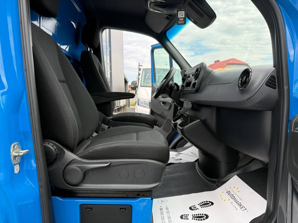 Mercedes-Benz Sprinter 2021