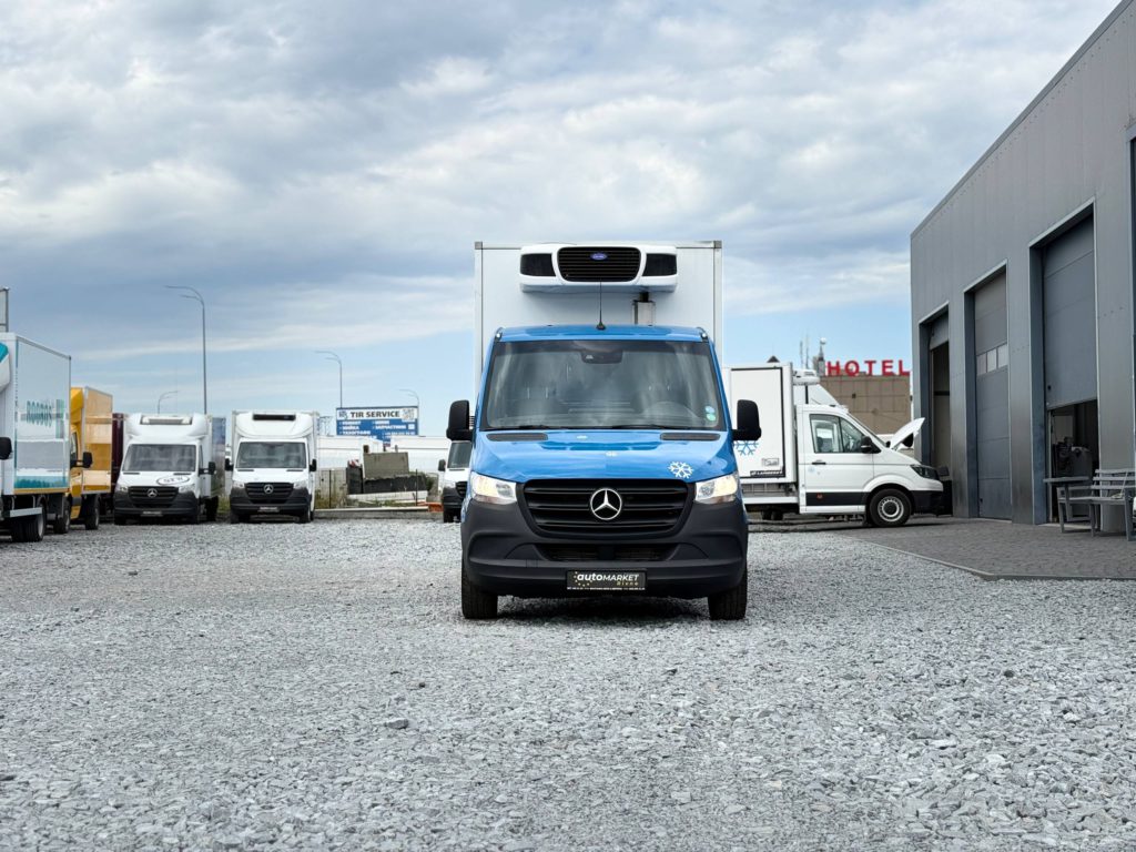 Mercedes-Benz Sprinter 2021