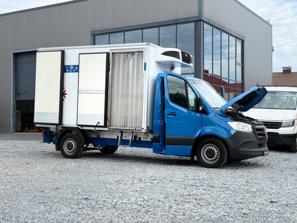 Mercedes-Benz Sprinter 2021