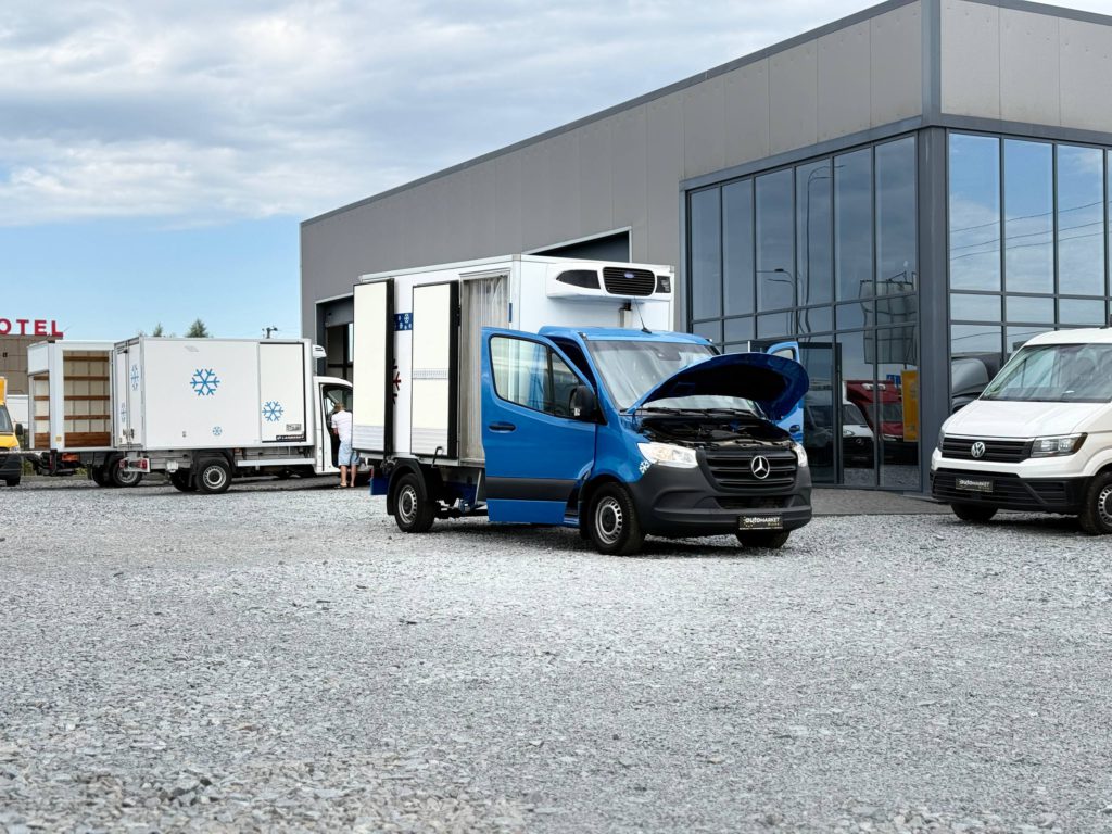 Mercedes-Benz Sprinter 2021