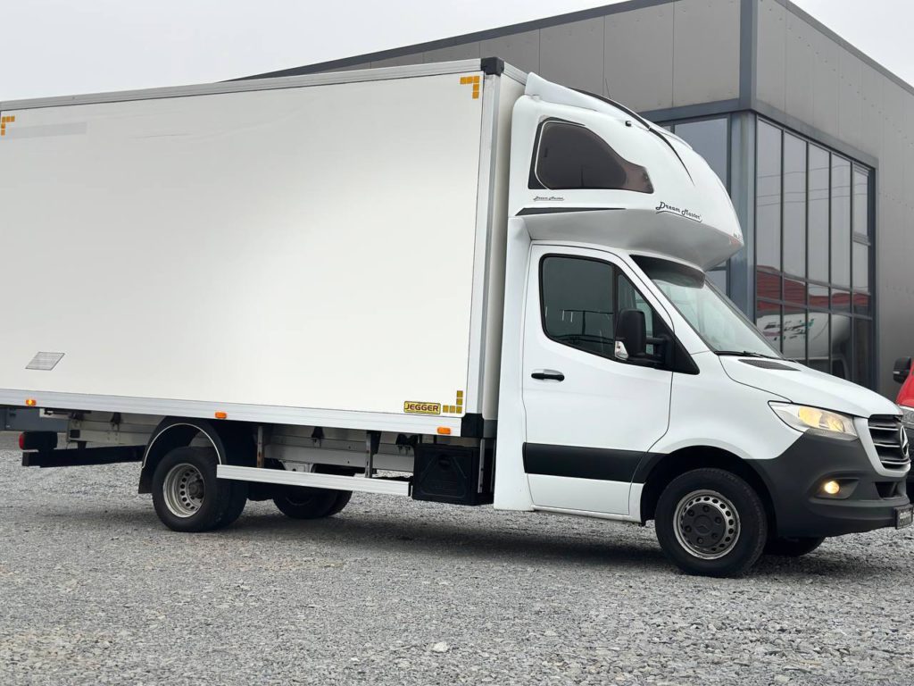 Mercedes-Benz Sprinter 2021