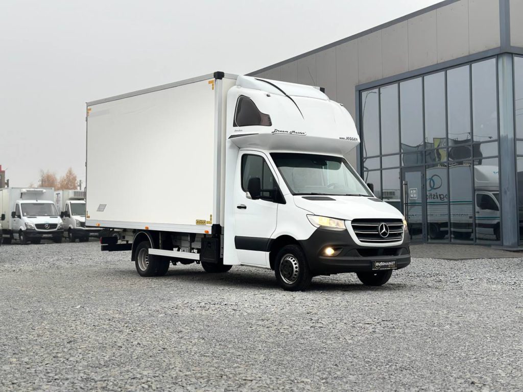 Mercedes-Benz Sprinter 2021