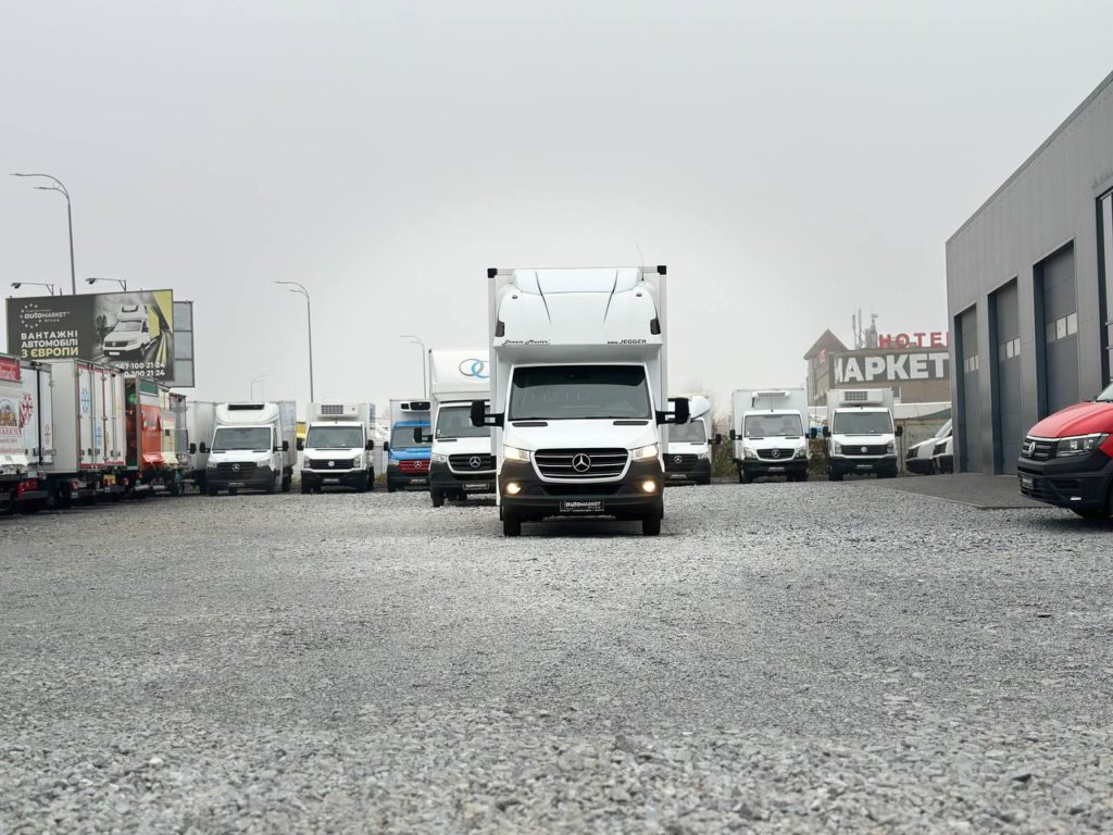 Mercedes-Benz Sprinter 2021