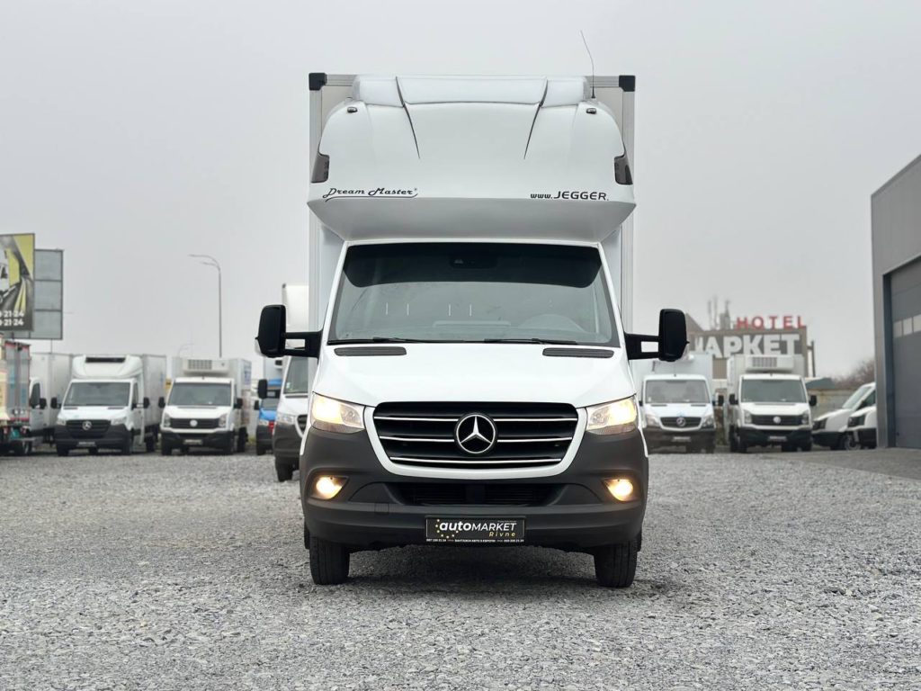 Mercedes-Benz Sprinter 2021