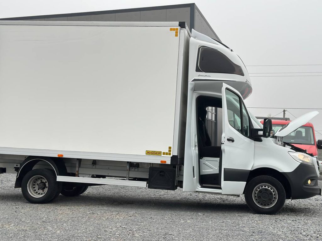 Mercedes-Benz Sprinter 2021