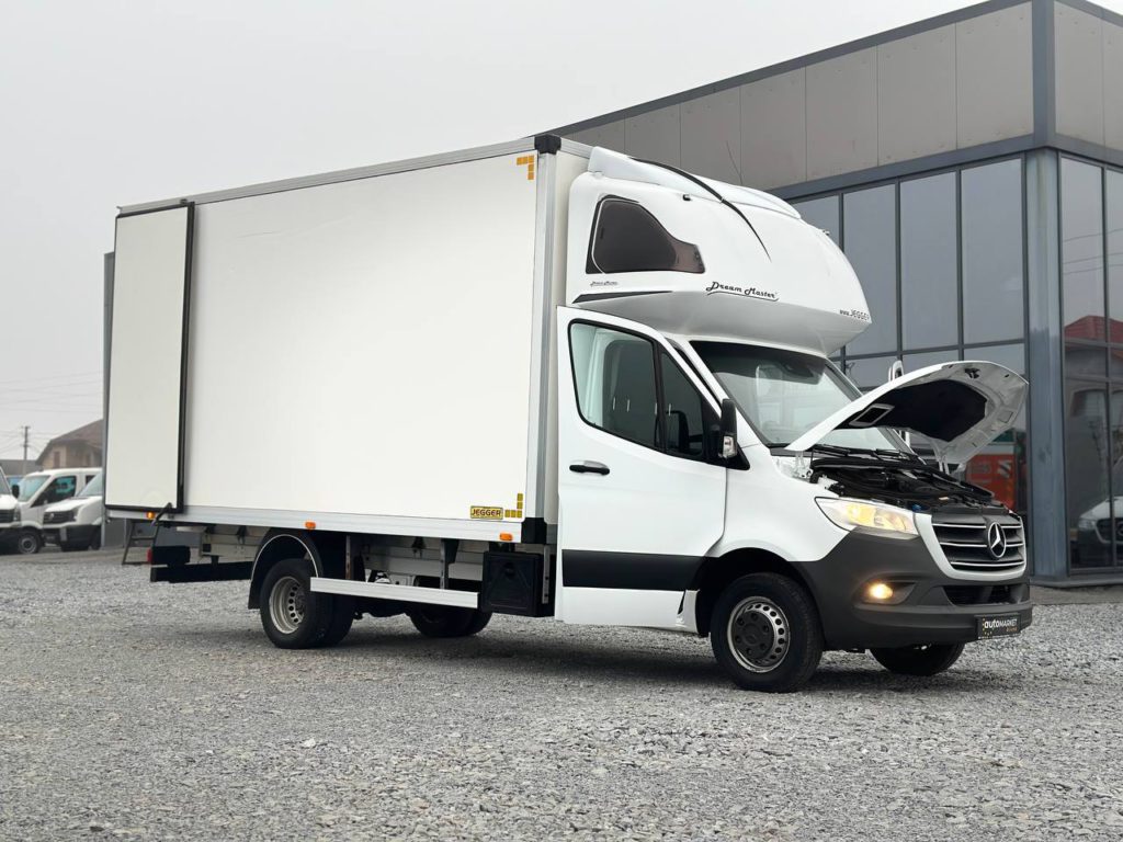 Mercedes-Benz Sprinter 2021