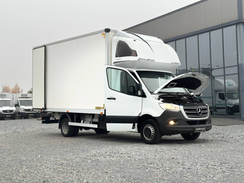 Mercedes-Benz Sprinter 2021