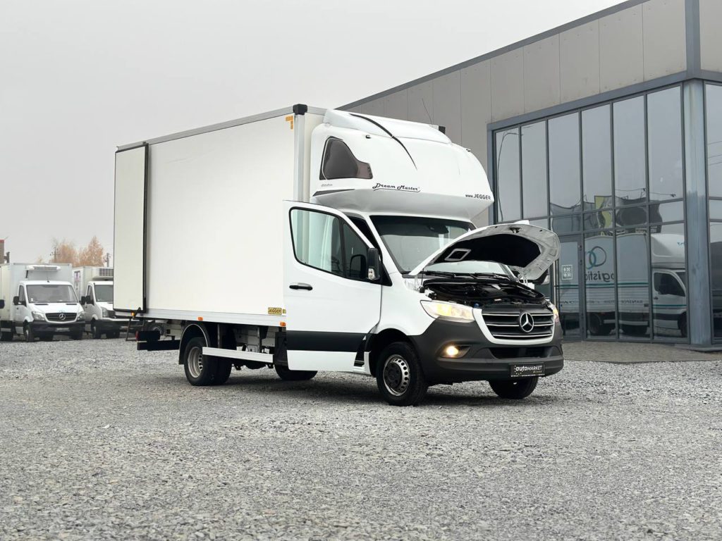Mercedes-Benz Sprinter 2021