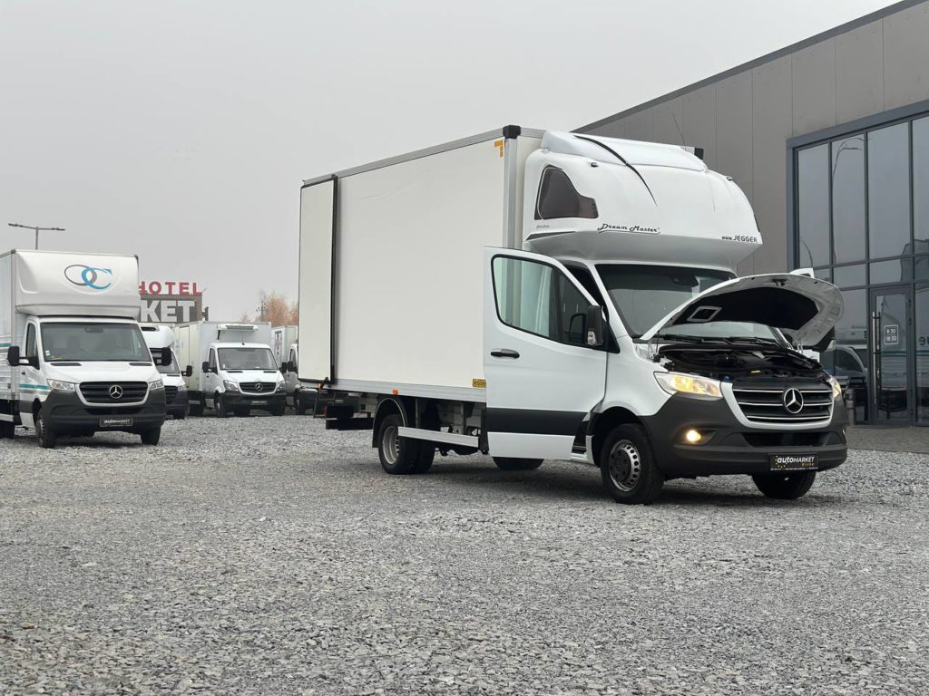 Mercedes-Benz Sprinter 2021