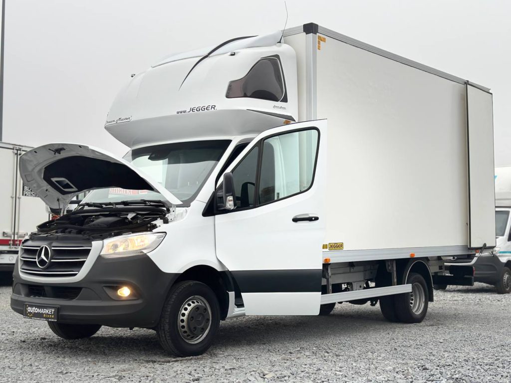 Mercedes-Benz Sprinter 2021