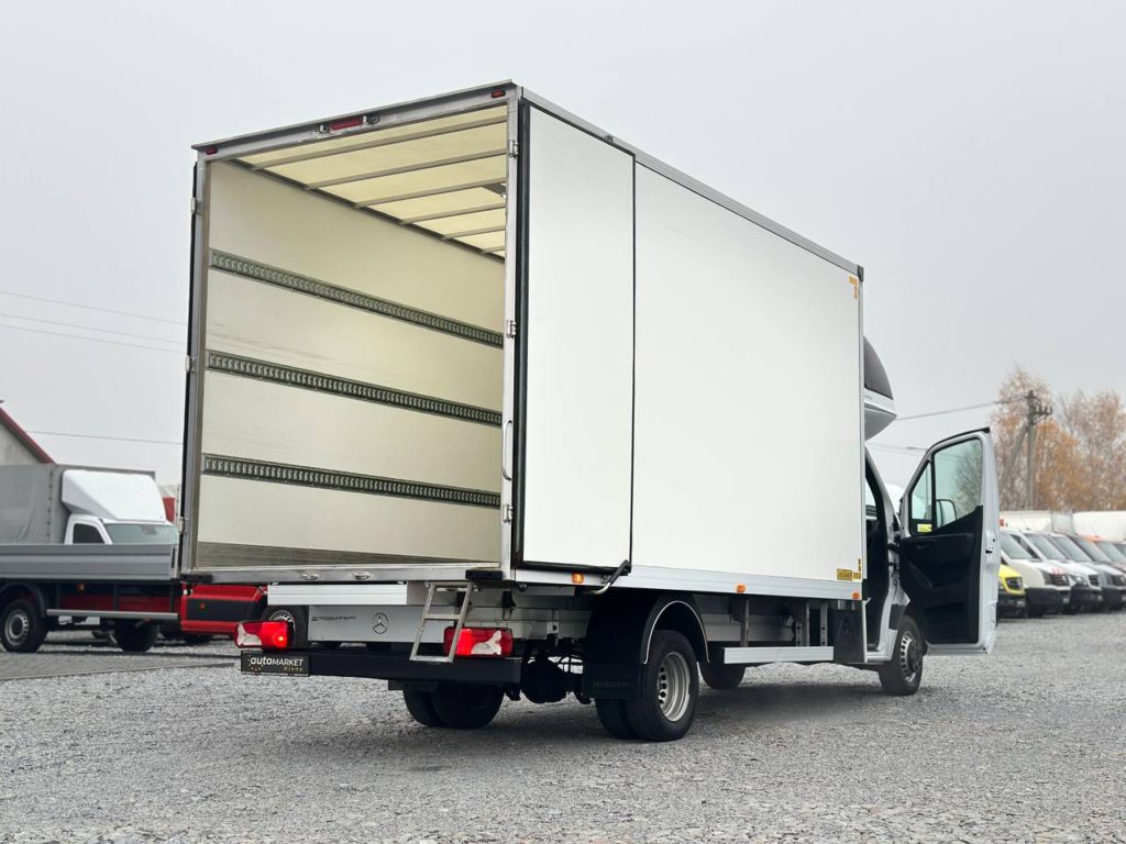 Mercedes-Benz Sprinter 2021