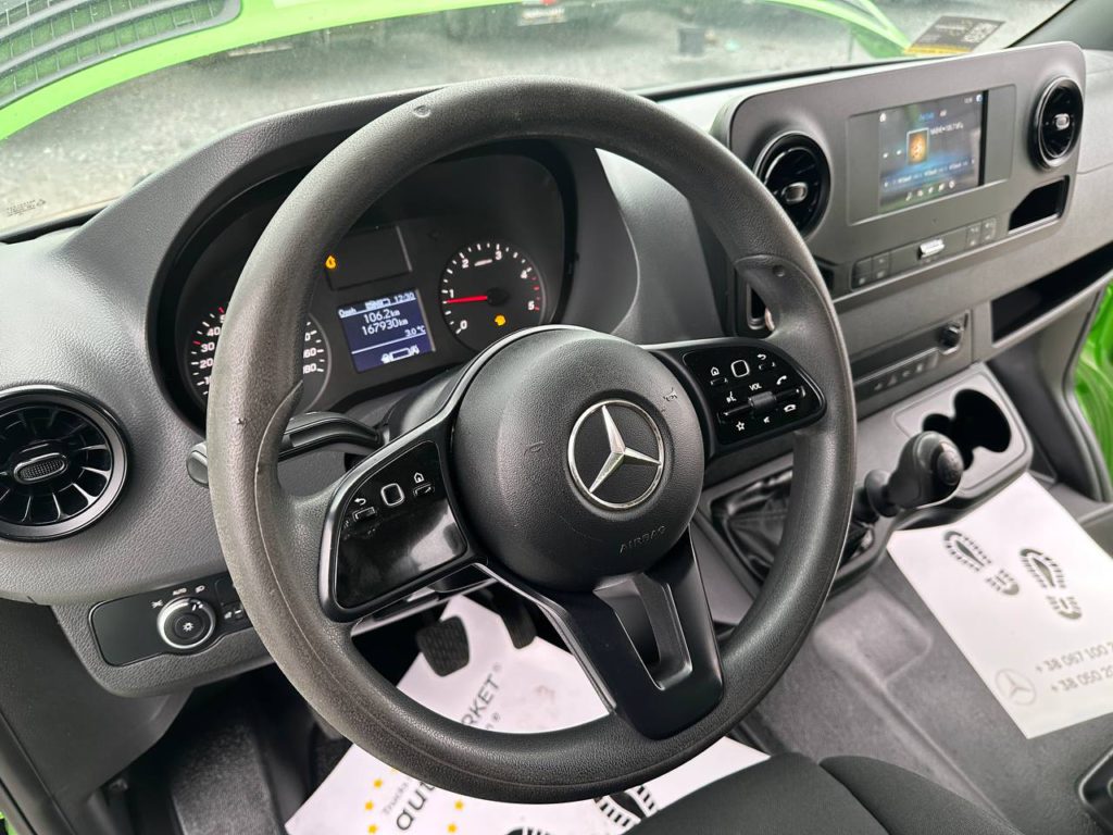 Mercedes-Benz Sprinter 2021