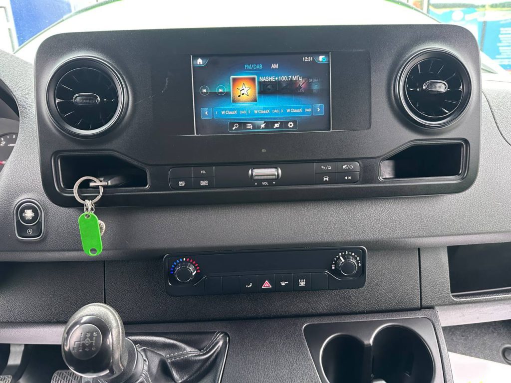 Mercedes-Benz Sprinter 2021