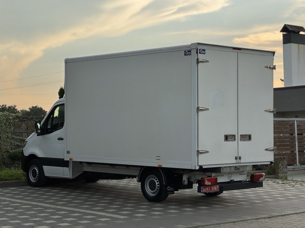 Mercedes-Benz Sprinter 2021