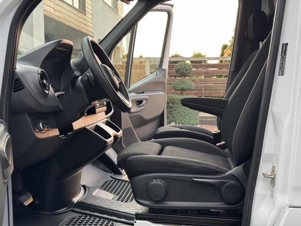 Mercedes-Benz Sprinter 2021
