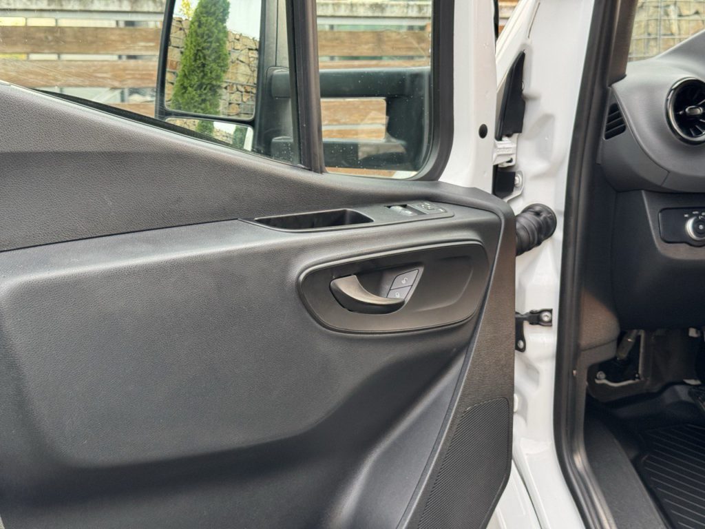 Mercedes-Benz Sprinter 2021