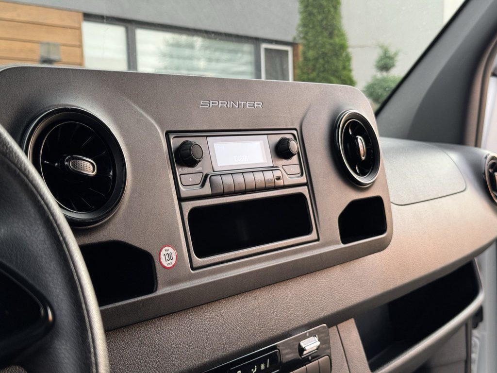 Mercedes-Benz Sprinter 2021