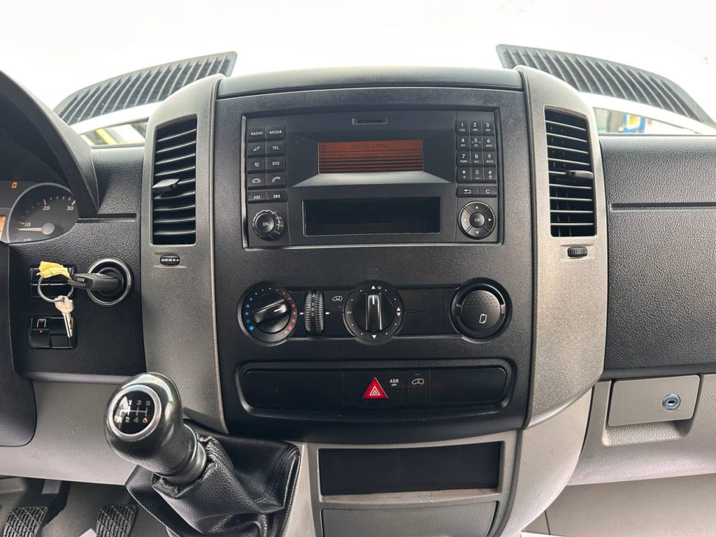 Mercedes-Benz Sprinter 2015