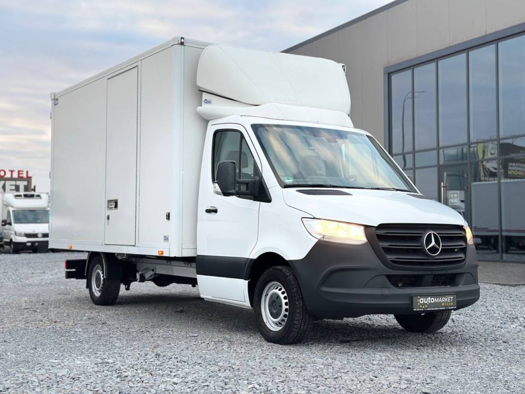 Mercedes-Benz Sprinter 2021