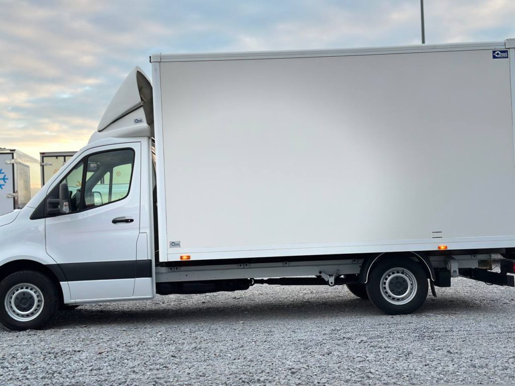 Mercedes-Benz Sprinter 2021