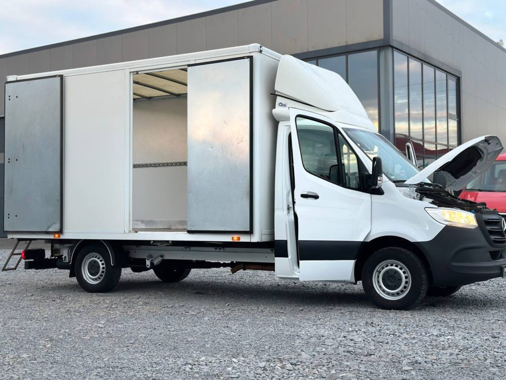 Mercedes-Benz Sprinter 2021