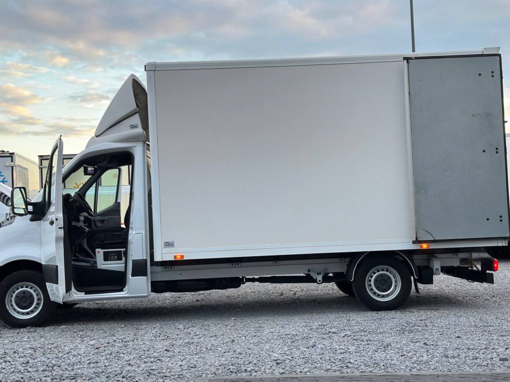 Mercedes-Benz Sprinter 2021