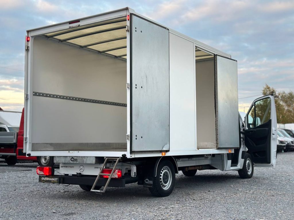 Mercedes-Benz Sprinter 2021