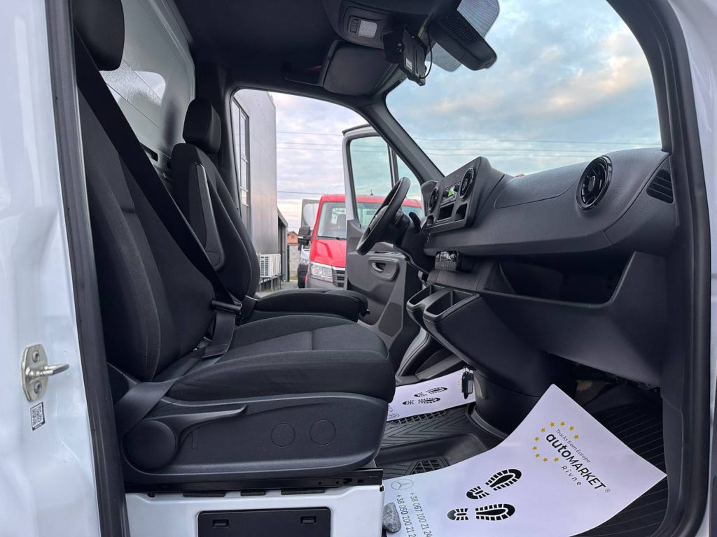 Mercedes-Benz Sprinter 2021