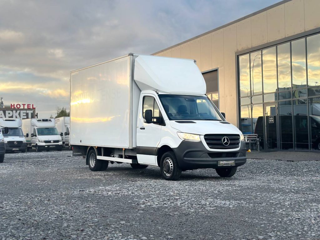 Mercedes-Benz Sprinter 2021