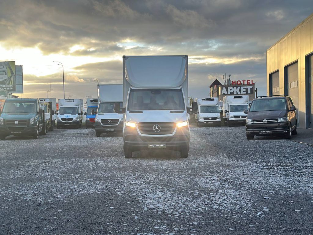 Mercedes-Benz Sprinter 2021
