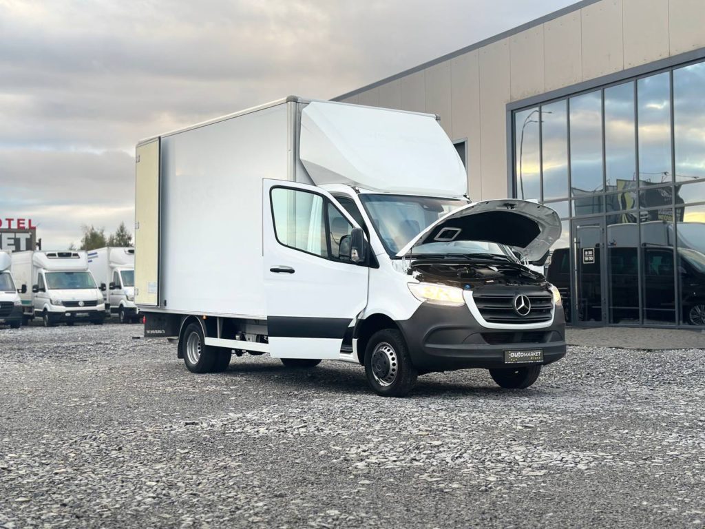Mercedes-Benz Sprinter 2021