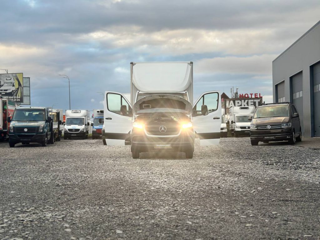 Mercedes-Benz Sprinter 2021