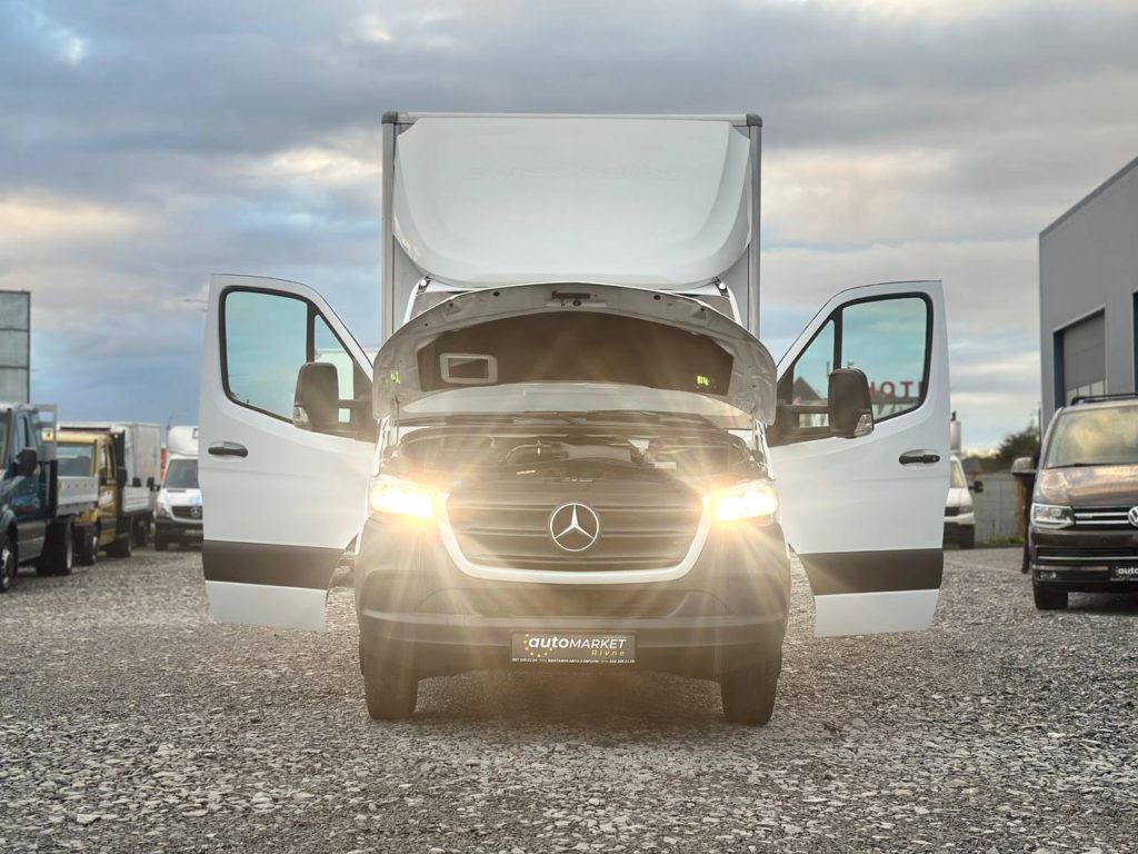 Mercedes-Benz Sprinter 2021