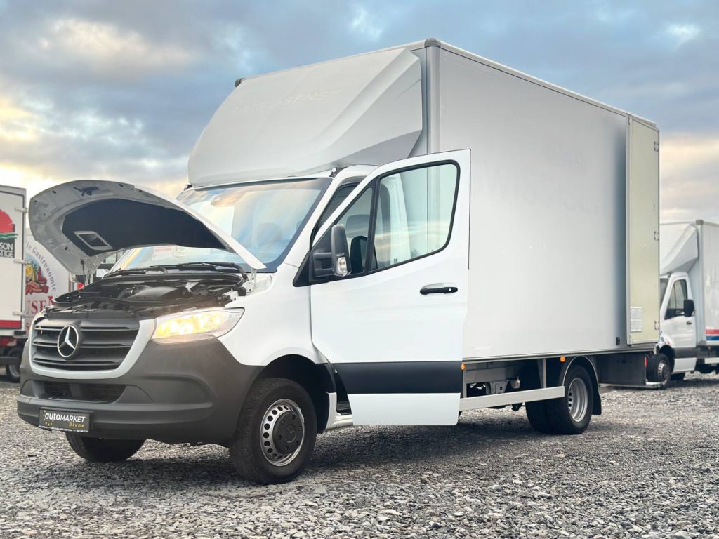 Mercedes-Benz Sprinter 2021