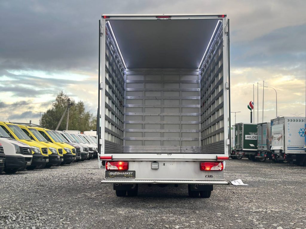 Mercedes-Benz Sprinter 2021