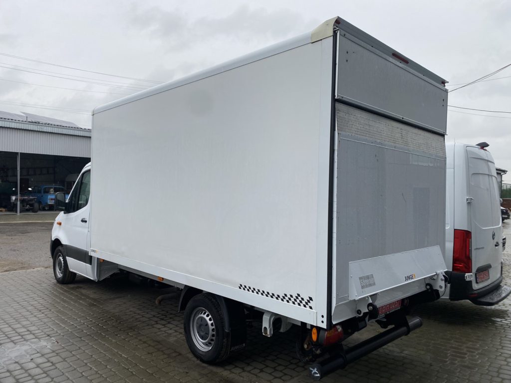 Mercedes-Benz Sprinter 2021