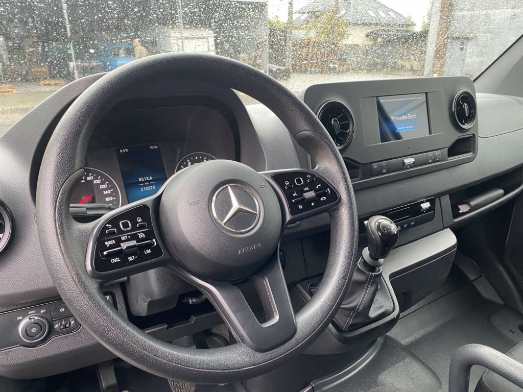 Mercedes-Benz Sprinter 2021