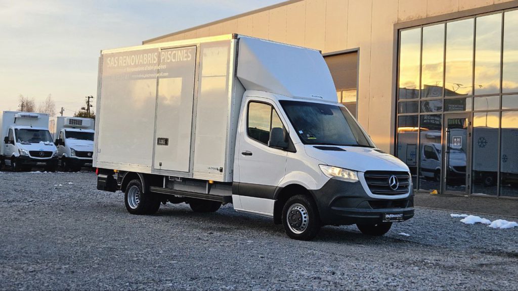 Mercedes-Benz Sprinter 2021
