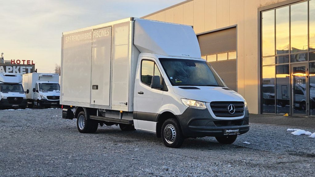 Mercedes-Benz Sprinter 2021